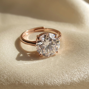 Ragyogó Elegancia �Eljegyz�si gy�rű  Állítható Moissanite Gyűrű Arannyal Futtatott Ezüsttel (4 Karát), Ékszer, Gyűrű, Szoliter gyűrű, Ékszerkészítés, MESKA