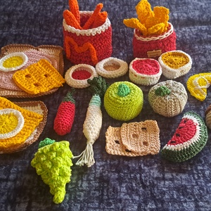 Horgolt ételek, Baba - mama, Baba játékok, Mozgásfejlesztő játékok, Horgolás, MESKA