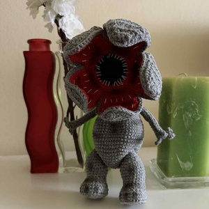 demogorgon  - kellékek & szerszámok - dekorációs kellékek - figurák - Meska.hu