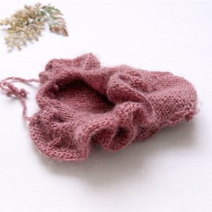 Kézzel kötött fodros újszülött body , Baba - mama, Babafotózás, Babafotózási kellékek, Kötés, MESKA