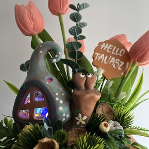 �Helló tavasz csigás asztaldísz - otthon & életmód - dekoráció - asztal és polc dekoráció - asztaldísz - Meska.hu