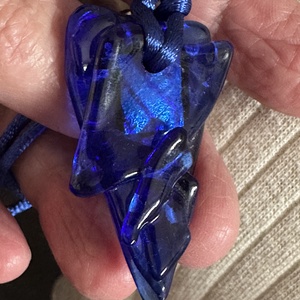  Kékes dichroic csillogás  kirákykék ragyogás egyedi formába öntve - ékszer - nyaklánc - medálos nyaklánc - Meska.hu