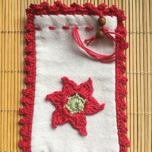 Karácsonyi vászontasak horgolt díszítéssel - karácsony - Meska.hu