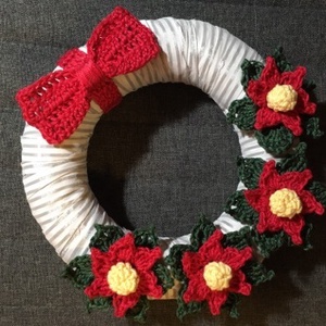 Adventi horgolt mikulásvirág kopogtató - otthon & lakás - dekoráció - ajtódísz & kopogtató - Meska.hu Adventi horgolt mikulásvirág kopogtató - otthon & lakás - dekoráció - ajtódísz & kopogtató - Meska.hu
