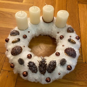 Adventi koszorú szőrmés - karácsony - Meska.hu Adventi koszorú szőrmés - karácsony - Meska.hu