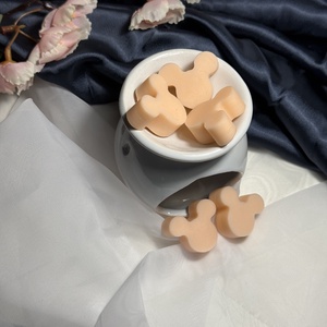 Baccarat parfüm illatú szója illatviasz - otthon & életmód - gyertya, illat, aroma - illatviasz - Meska.hu