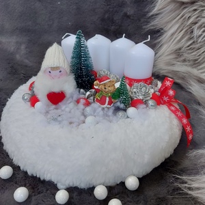 Fehér szőrös alapra készült adventi  - karácsony - adventi díszek - adventi koszorú - Meska.hu