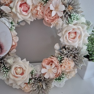 Virágos ajtódísz  - otthon & életmód - dekoráció - ajtó- és ablak dekoráció - ajtódísz & kopogtató - Meska.hu