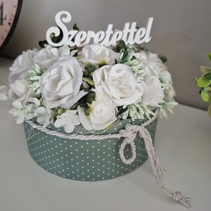 Virág box - otthon & életmód - virágdekoráció - virágok - virágbox - Meska.hu