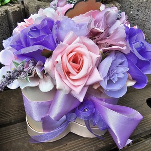 Anyák napi virágbox - otthon & életmód - virágdekoráció - virágok - virágbox - Meska.hu