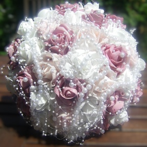 Menyasszonyi csokor gyöngyös , Esküvő, Menyasszonyi- és dobócsokor, Virágkötés, MESKA