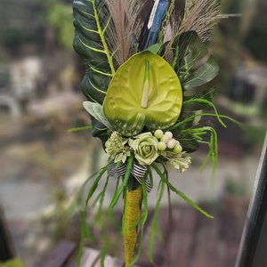 Ballagási csokor vállra akasztható fiú zöld - otthon & életmód - virágdekoráció - virágok - virágcsokor - Meska.hu