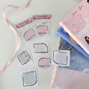 Könyvnapló - jegyzetmatrica csomag, Otthon & Életmód, Papír, írószer, Matrica, matrica csomag, Fotó, grafika, rajz, illusztráció, Könyvnapló kollekció 
Használd a jegyzetmatricákat a könyvnaplódban, bujodban vagy naptáradban! 

A..., MESKA