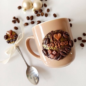 Kávé imádók bögréje, Otthon & Életmód, Konyhafelszerelés, tálalás, Tálalás, Bögre & Csésze, Gyurma, Kávé imádóknak .

Süthető gyurmából készült ez a bögre és kanál páros .
 Aranyló, roppanósnak tűnő ..., MESKA