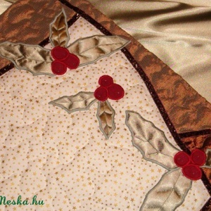 Karácsonyi  terítő,  quilting asztalközép, adventi decor - karácsony - karácsonyi lakásdekoráció - ünnepi asztaldekoráció - Meska.hu