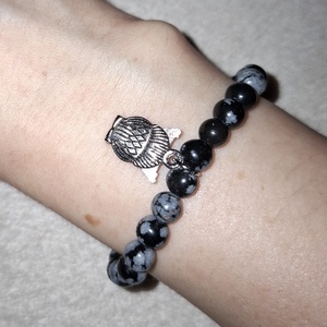 Bagoly medálos hópehely obszidián ásványkarkötő - ékszer - karkötő - ásványkarkötő - Meska.hu