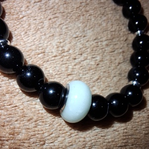 Anyatejes ónix ásványkarkötő - ékszer - karkötő - ásványkarkötő - Meska.hu