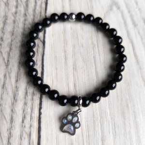 Szőrőr mancs medálos ónix ásványkarkötő kisállat szőrrel - Meska.hu