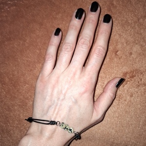 Szívek dalmata jáspis ásványos zsinór karkötő - ékszer - karkötő - ásványkarkötő - Meska.hu