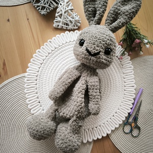 Horgolt nyuszi nyunyóka , Játék & Sport, Plüssállat & Játékfigura, Nyuszi, Horgolás, MESKA