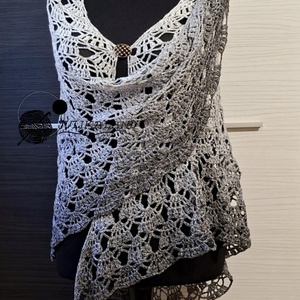 Ezüst holdfény kézzel horgolt - ruha & divat - sál, sapka, kendő - vállkendő - Meska.hu