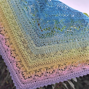 Édes szerelmem horgolt vállkendő - ruha & divat - sál, sapka, kendő - vállkendő - Meska.hu