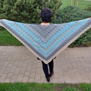 Kék ég horgolt kendő - Meska.hu