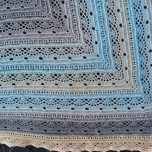 Kék ég horgolt kendő - Meska.hu