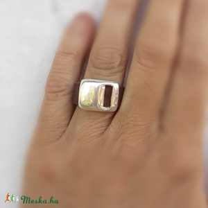 Trendi és különleges: ezüst és bőr gyűrű - sötétbarna - ékszer - gyűrű - statement gyűrű - Meska.hu