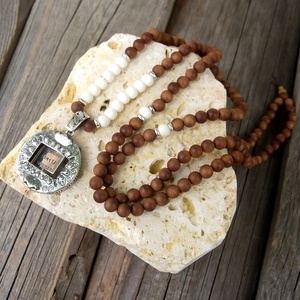 Női Mala nyaklánc, Buddhista nyaklánc, Szantálfa nyaklánc Sterling ezüst Om medállal, Amulett nyaklánc -  - Meska.hu