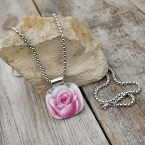 Porcelán rózsa nyaklánc, Női rózsás nyaklánc, ROYAL ALBERT COUNTRY ROSE nyaklánc, Vintázs porcelán nyaklánc - ékszer - nyaklánc - medálos nyaklánc - Meska.hu