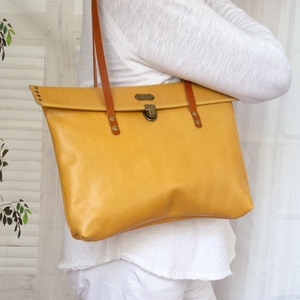 Sárga marhabőr válltáska, Messenger táska,  Marhabőr tablet táska, MacBook tok - táska & tok - ebook & tablet tok - Meska.hu