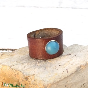 Lovas Lillának félretéve- Türkizköves női olasz marhabőr gyűrű -  - Meska.hu
