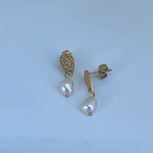 Double Sweet Pearl  Csepp alakú édesvízi gyöngy fülbevaló - ékszer - fülbevaló - lógó csepp fülbevaló - Meska.hu