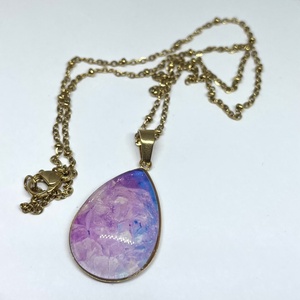Lilac Drop - Nyaklánc üveglencsés medállal - ékszer - nyaklánc - medálos nyaklánc - Meska.hu