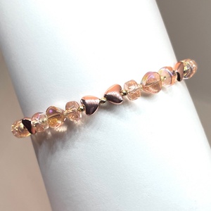 Peachy Pink Hearts - Gyöngykarkötő, Ékszer, Karkötő, Gyöngyös karkötő, Ékszerkészítés, MESKA