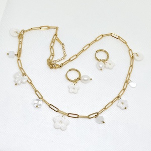 Fehér és arany ékszer szett - ékszer - ékszerszett - Meska.hu