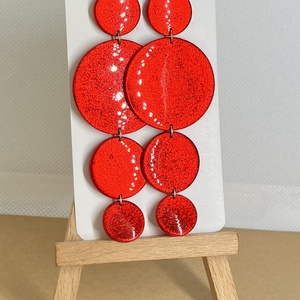 Bella metál piros fényes nagy fülbevaló, Ékszer, Fülbevaló, Lógó fülbevaló, Gyurma, Ékszerkészítés, MESKA