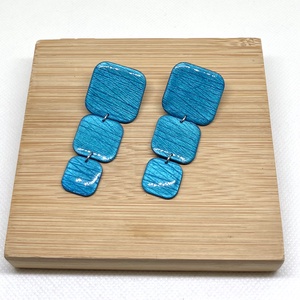 Norah kék fülbevaló, Ékszer, Fülbevaló, Lógó fülbevaló, Gyurma, Ékszerkészítés, MESKA