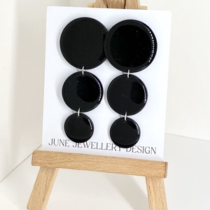 Ivonn fekete fülbevaló, Ékszer, Fülbevaló, Lógó fülbevaló, Gyurma, Ékszerkészítés, MESKA