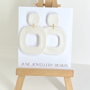 Sarah gyöngyház fülbevaló, Ékszer, Fülbevaló, Lógó fülbevaló, Gyurma, Ékszerkészítés, MESKA