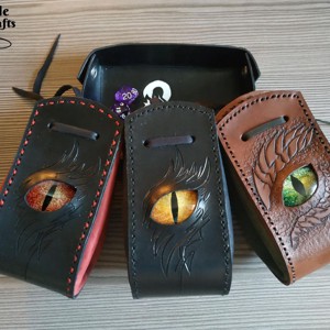 Sárkányszemes kockatartó szütyő - ARANY szemmel - játék & sport - táblajáték és kártyajáték - társasjátékok - dobókocka - Meska.hu