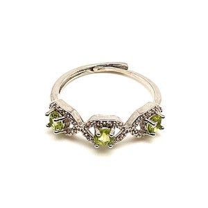 Olivin állítható gyűrű zöld tripla köves Zöld Trió - Meska.hu