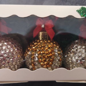 Üvegstrasszal bevont gömbök - karácsony - karácsonyi lakásdekoráció - karácsonyfadíszek - Meska.hu