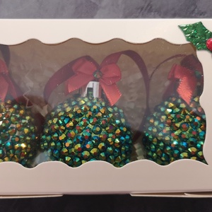 Zöldstrasszköves kő - karácsony - karácsonyi lakásdekoráció - karácsonyfadíszek - Meska.hu