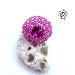 Különleges pink gyöngy Swarovski gyűrű  - ékszer - gyűrű - gyöngyös gyűrű - Meska.hu