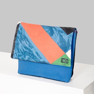 Mini crossbody / övtáska / kistáska / variálhatós táska / modern mintával , Táska & Tok, Variálható táska, Varrás, MESKA