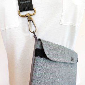 Oldlatáska és övtáska, variálható 2in1 kistáska, fekete állítható pánttal  - táska & tok - variálható táska - Meska.hu