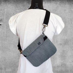 Oldlatáska és övtáska, variálható 2in1 kistáska, fekete állítható pánttal  - táska & tok - variálható táska - Meska.hu