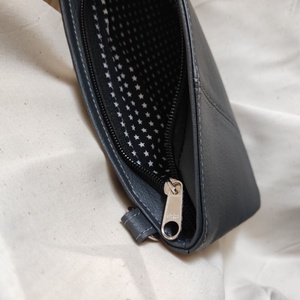 Lara boritéktáska csuklópánttal / kis táska / clutch / textilbőr  - táska & tok - variálható táska - Meska.hu